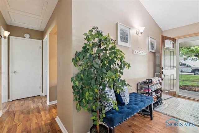 3530 Devon Hill Rd, Toledo, OH 43606 - entryway with wood finished floors and lofted ceiling