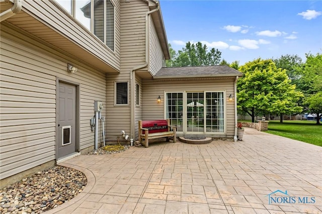 14285 Cuckle Creek Rd, Bowling Green, OH 43402 - view of patio / terrace