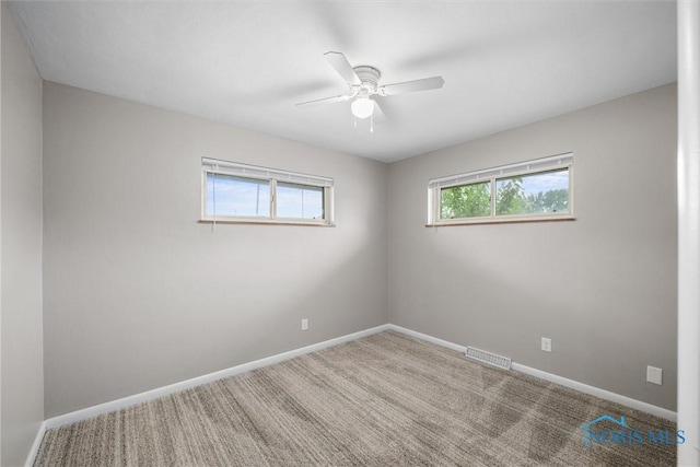 3431 146th St, Toledo, OH 43611 - unfurnished room featuring carpet flooring and ceiling fan