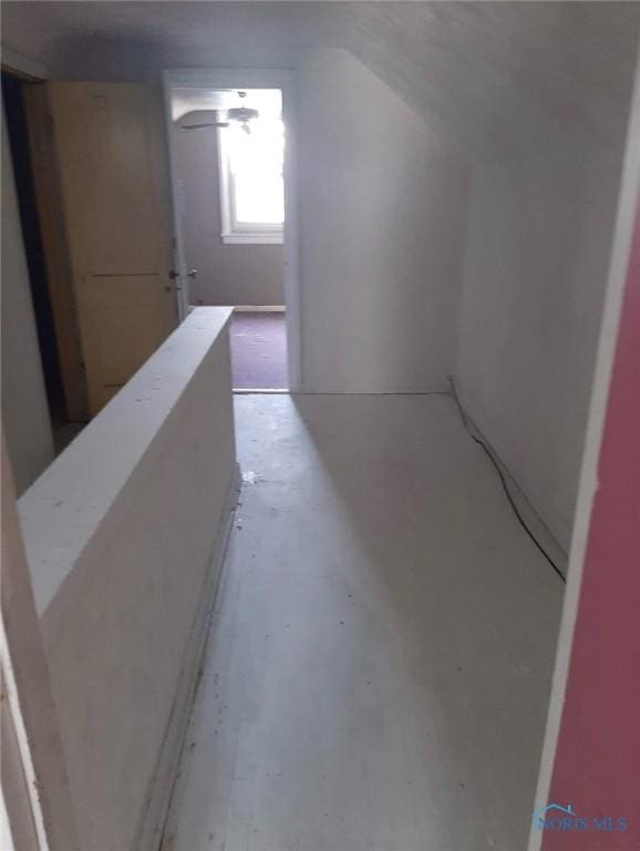 1708 Fredonia Ave, Toledo, OH 43608 - hall featuring lofted ceiling