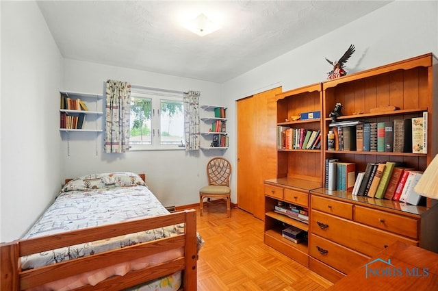 2519 Melva Ct, Toledo, OH 43611 - view of bedroom