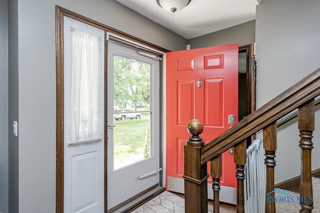 5226 Summer Dr, Sylvania, OH 43560 - entrance foyer featuring stairway