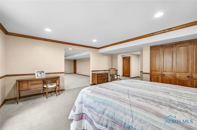 4068 Deer Ravine Ct, Maumee, OH 43537 - bedroom featuring light carpet, ornamental molding, and recessed lighting