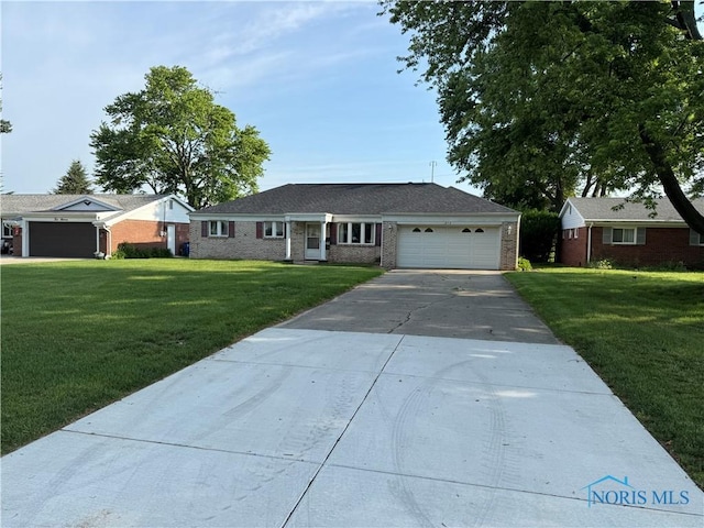 213 Hickory St, Swanton, OH 43558 - photo 1