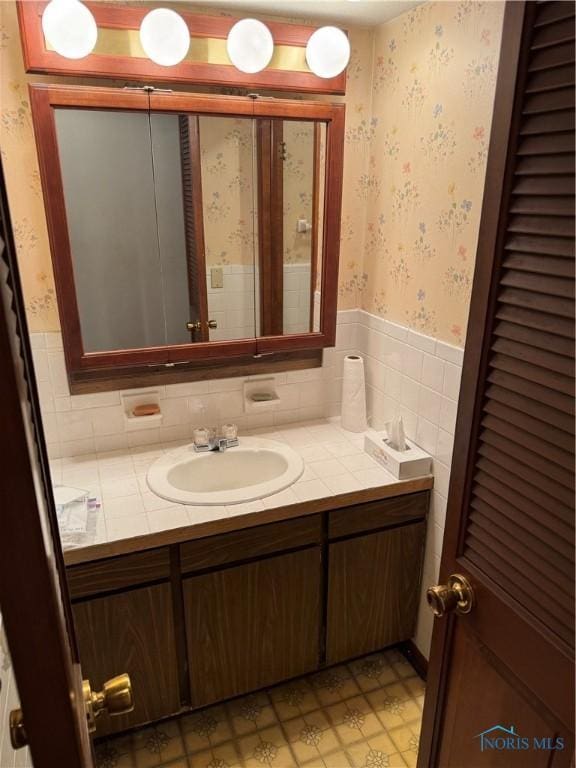 213 Hickory St, Swanton, OH 43558 - photo 12