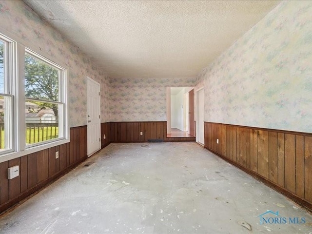 135 Birchcrest Dr, Perrysburg, OH 43551 - photo 14