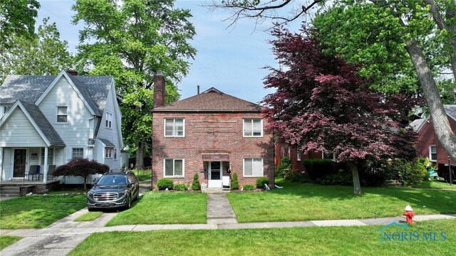 2911 Powhattan Pkwy, Toledo, OH 43606 - photo 2