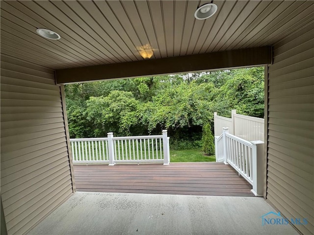 5346 Palisades Dr, Sylvania, OH 43560 - view of deck