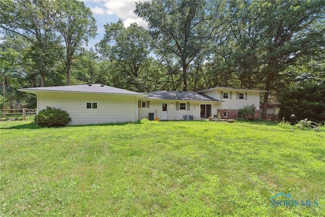 7948 Holstein Rd, Toledo, OH 43617 - back of house