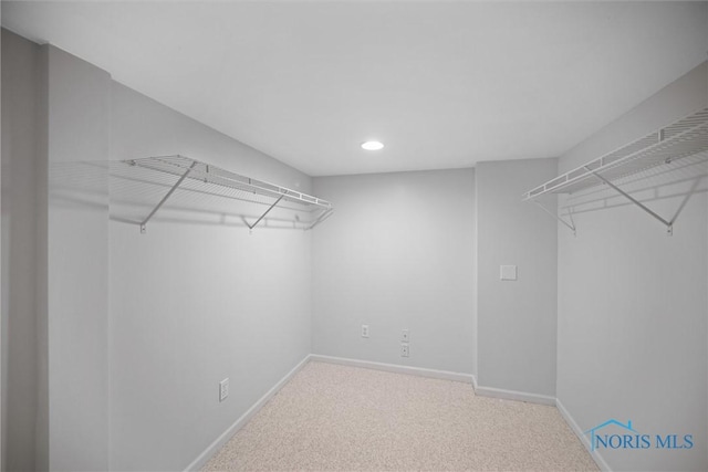 305 Osage Ct, Perrysburg, OH 43551 - photo 37