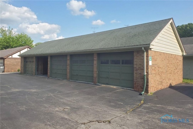 5435 Glenridge Dr, Toledo, OH 43614 - photo 5