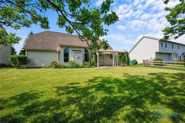14691 Ramblehurst Dr, Perrysburg, OH 43551 - view of front facade featuring a pergola