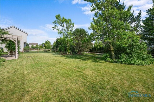 14691 Ramblehurst Dr, Perrysburg, OH 43551 - view of yard with a pergola