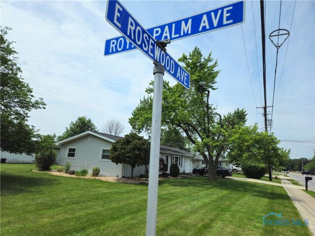 317 E Rosewood Ave, Defiance, OH 43512 - exterior view