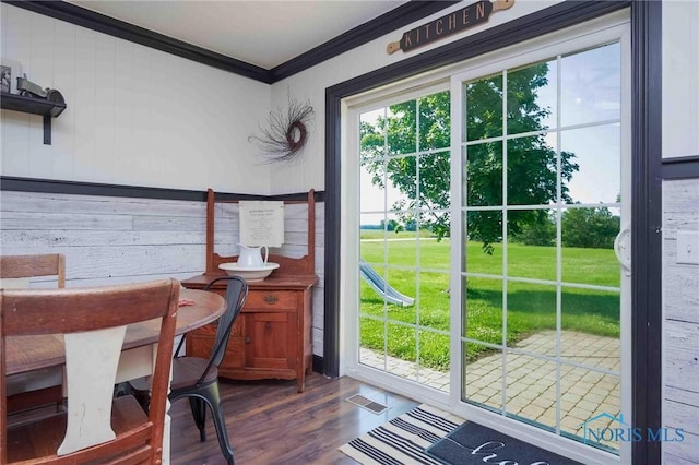 10549 Cygnet Rd, Cygnet, OH 43413 - entryway with ornamental molding and dark wood-style floors