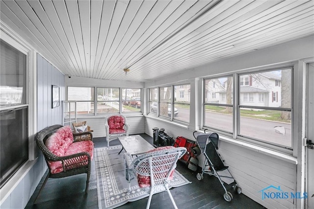 411 Seneca St, Defiance, OH 43512 - view of sunroom