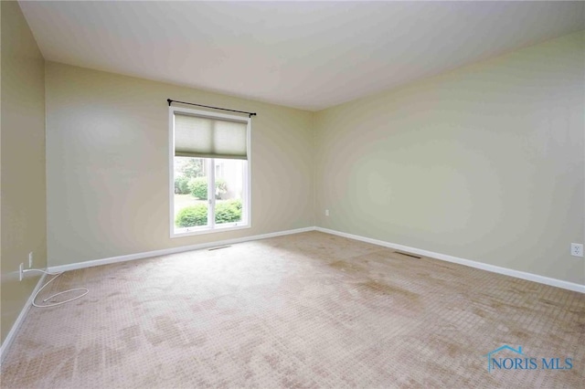 1902 Queenswood Dr Unit U7, Findlay, OH 45840 - photo 7