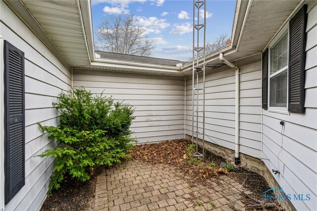 807 S Jefferson St, Pandora, OH 45877 - view of patio