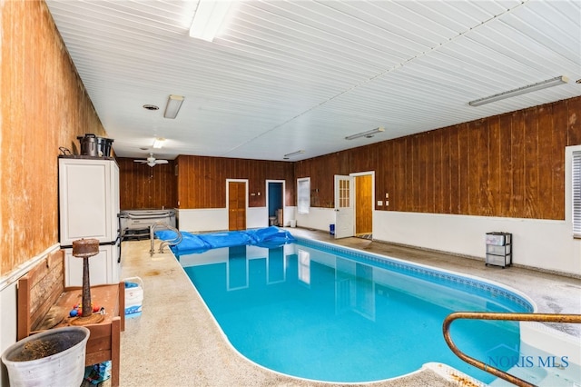 807 S Jefferson St, Pandora, OH 45877 - view of indoor pool