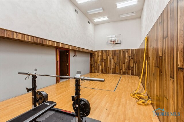 807 S Jefferson St, Pandora, OH 45877 - view of sport court