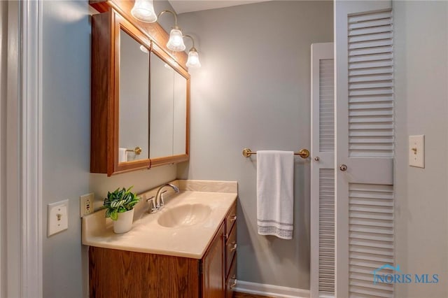 4146 Northmoor Rd, Ottawa Hills, OH 43606 - bathroom with vanity
