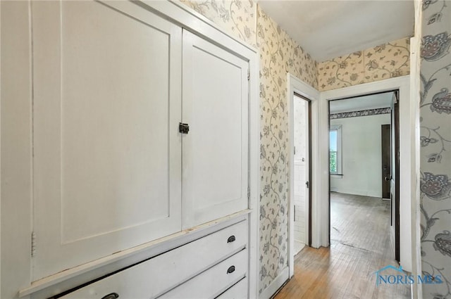 1452 Rollins Rd, Toledo, OH 43612 - detailed view of wallpapered walls and wood finished floors