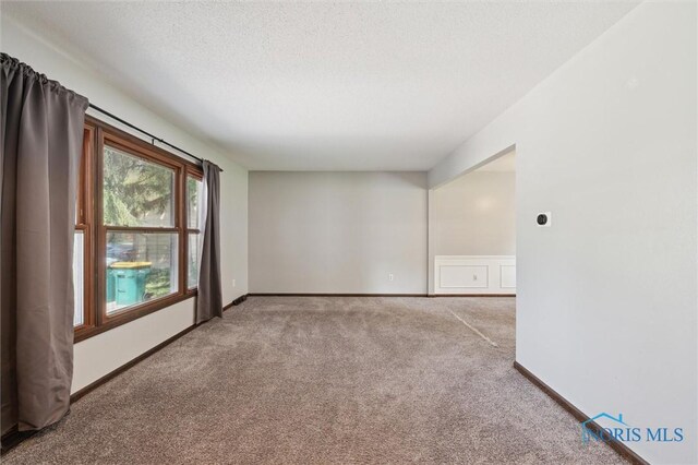 6515 Marie Ln, Maumee, OH 43537 - photo 9