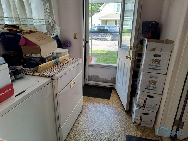 10 Edgewater, Toledo, OH 43611 - washroom with washer and clothes dryer and healthy amount of natural light