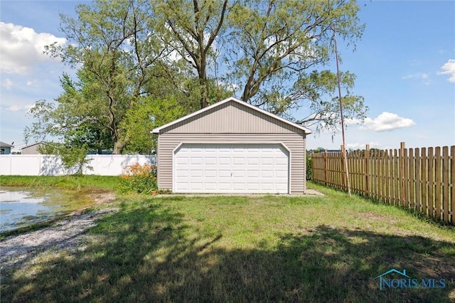 17918 Dunbridge Rd, Bowling Green, OH 43402 - view of detached garage