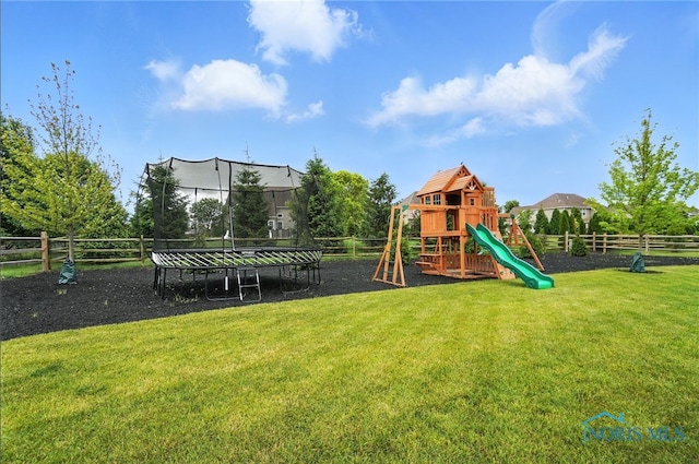 4214 Thornbury Ct, Perrysburg, OH 43551 - community jungle gym with a trampoline