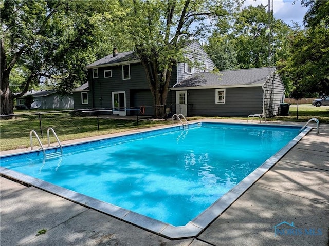 1948 Sudbury Dr, Holland, OH 43528 - view of swimming pool