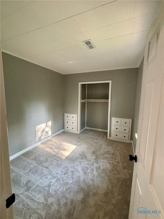 1948 Sudbury Dr, Holland, OH 43528 - unfurnished bedroom featuring carpet floors and a closet