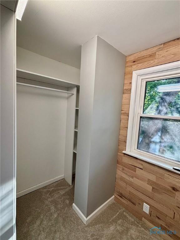 1948 Sudbury Dr, Holland, OH 43528 - view of closet