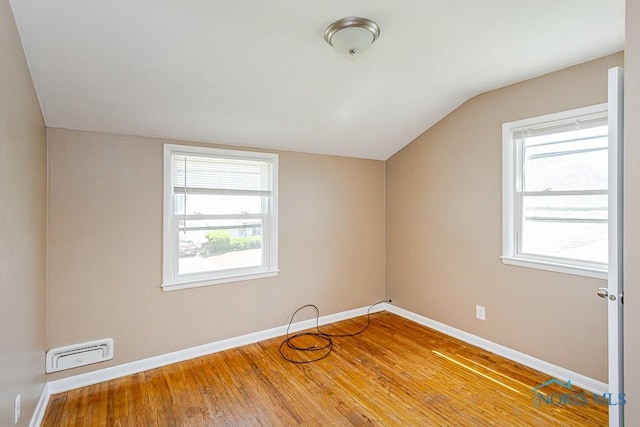 1831 Evansdale Ave, Toledo, OH 43607 - bonus room featuring lofted ceiling and wood finished floors