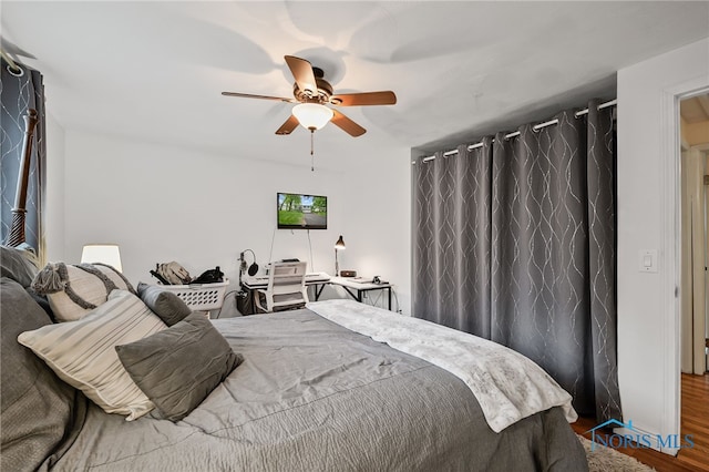 6961 Convent Blvd, Sylvania, OH 43560 - bedroom with wood finished floors and ceiling fan