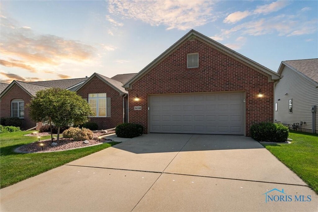 26348 Edgewater Dr, Perrysburg, OH 43551 - photo 1
