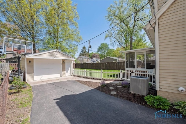 3808 Philmar Dr, Toledo, OH 43623 - photo 37