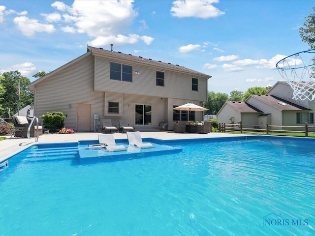 646 Whisperlake Rd, Holland, OH 43528 - outdoor pool with a patio area and outdoor lounge area
