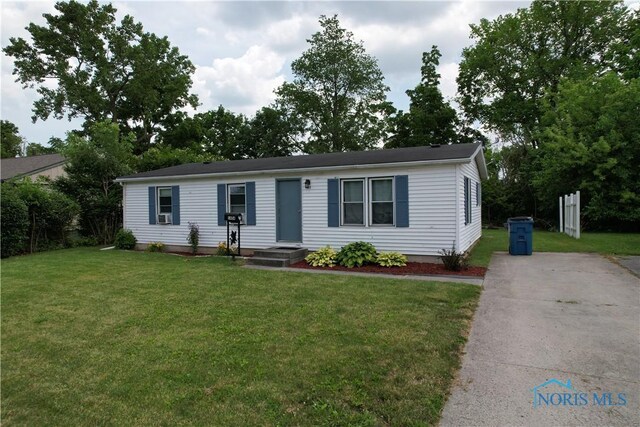 1454 Dixon Dr, Sandusky, OH 44870 - photo 18