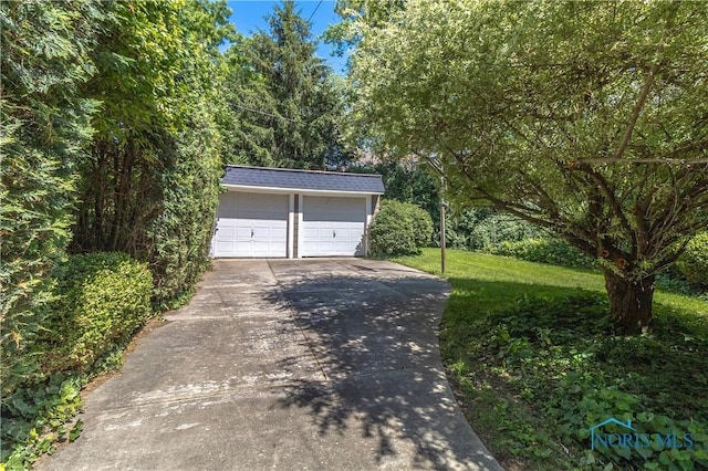 2448 Orchard Rd, Ottawa Hills, OH 43606 - view of detached garage