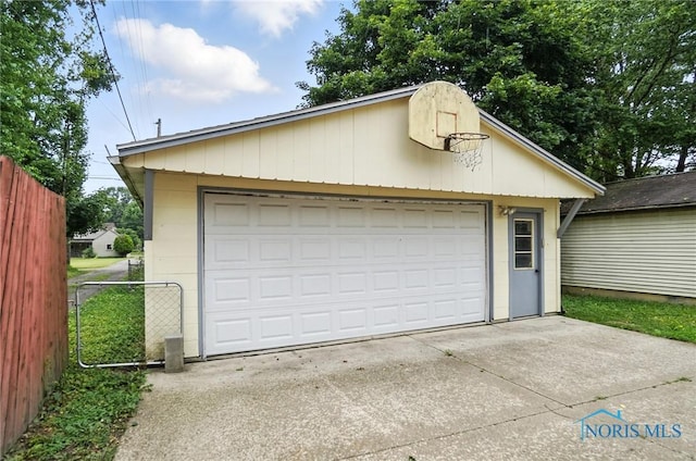 307 1st St, Findlay, OH 45840 - photo 33