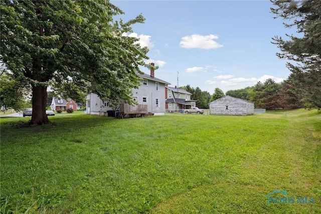 3042 Schneider Rd, Toledo, OH 43614 - view of grassy yard