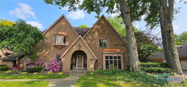 2720 Derby Rd, Ottawa Hills, OH 43615 - tudor home with brick siding