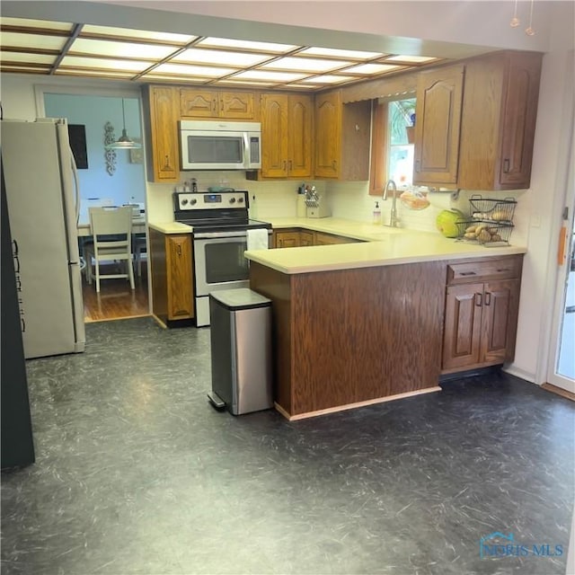 5308 Radcliffe Rd, Sylvania, OH 43560 - photo 17