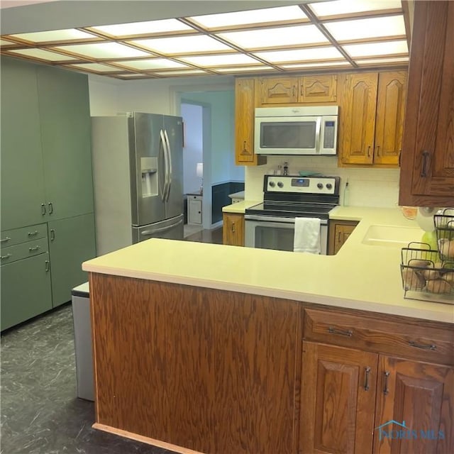 5308 Radcliffe Rd, Sylvania, OH 43560 - photo 13
