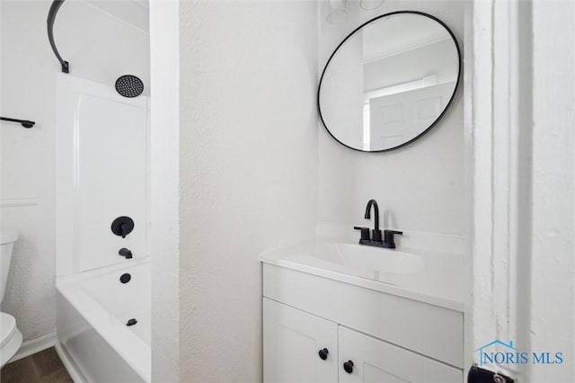 3627 Burton Ave, Toledo, OH 43612 - full bath featuring vanity and shower / bath combination