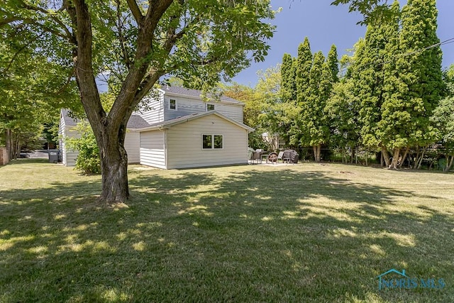 1948 W Terrace View St, Toledo, OH 43607 - view of green lawn