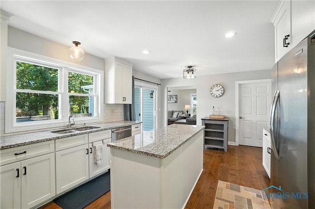 845 Oak Knoll Dr, Perrysburg, OH 43551 - kitchen featuring stainless steel appliances, a kitchen island, dark wood-style flooring, recessed lighting, and white cabinets
