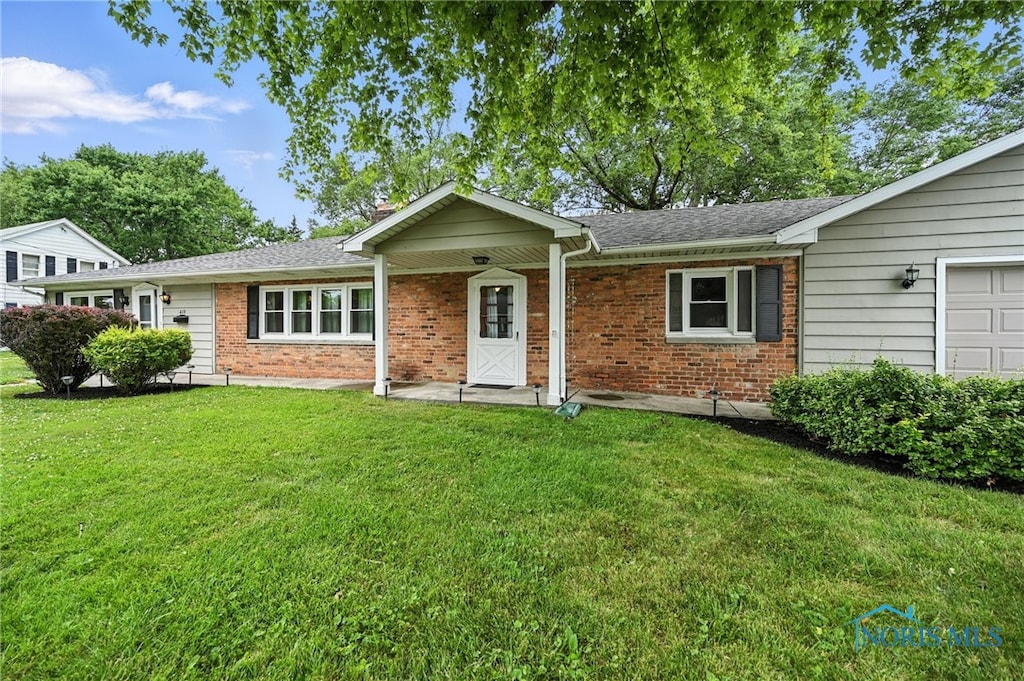 419 Glenwood Ave, Delta, OH 43515 - photo 1