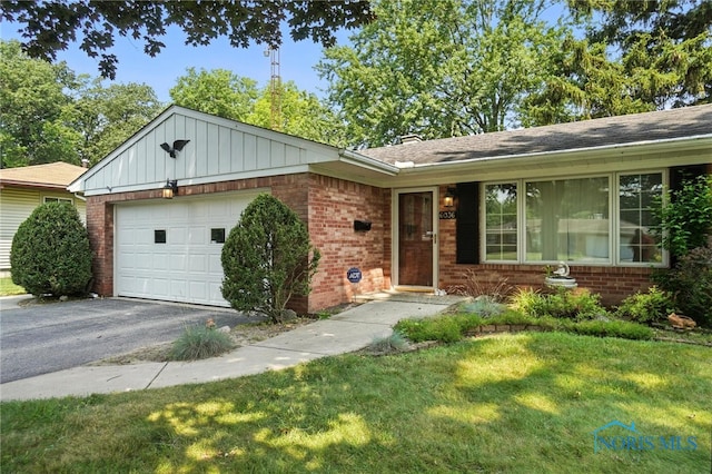 6036 Holman Rd, Toledo, OH 43615 - photo 2